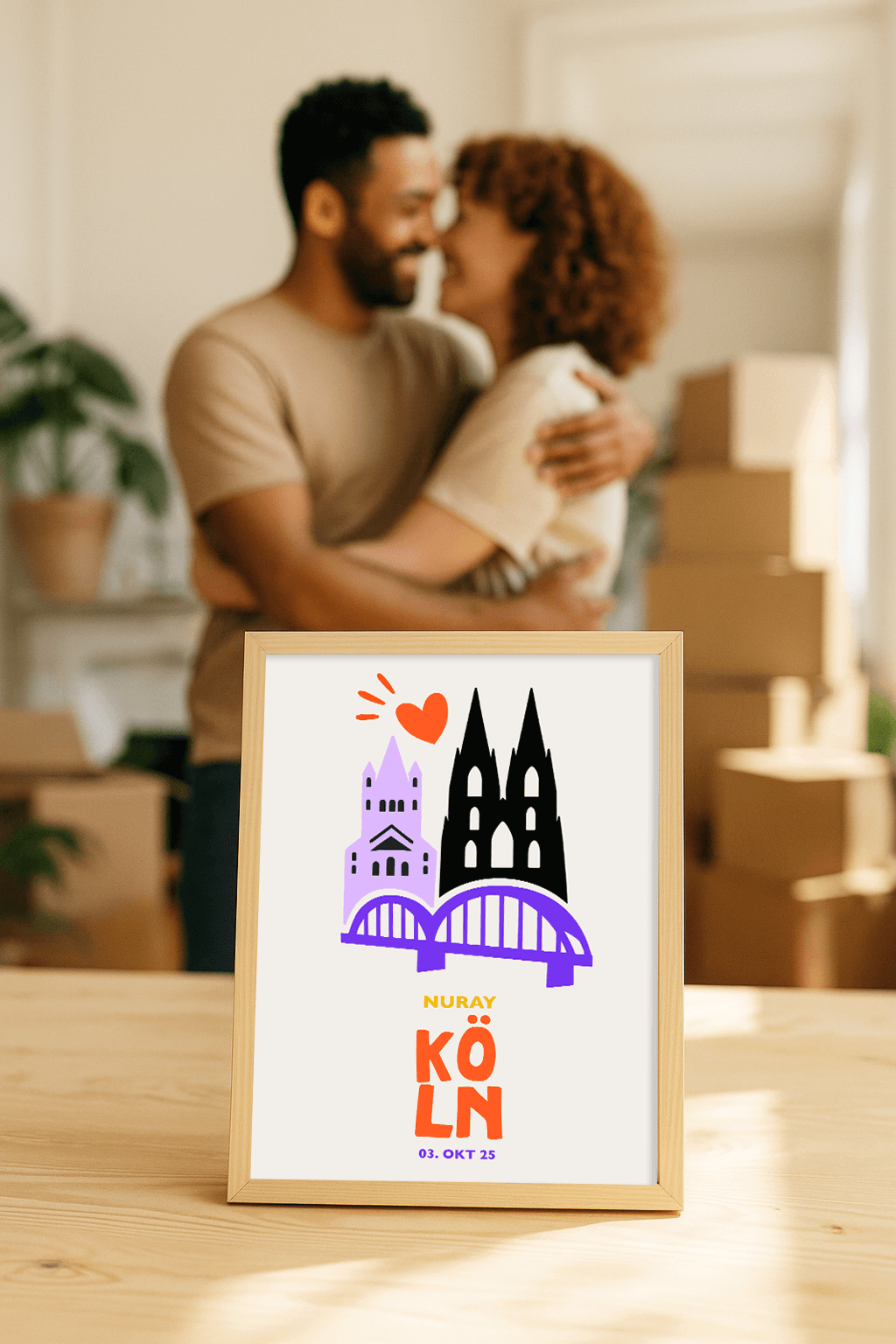 Minimalistische Stadtgrafik Köln personalisiert mit deinem Text als Willkommensgeschenk