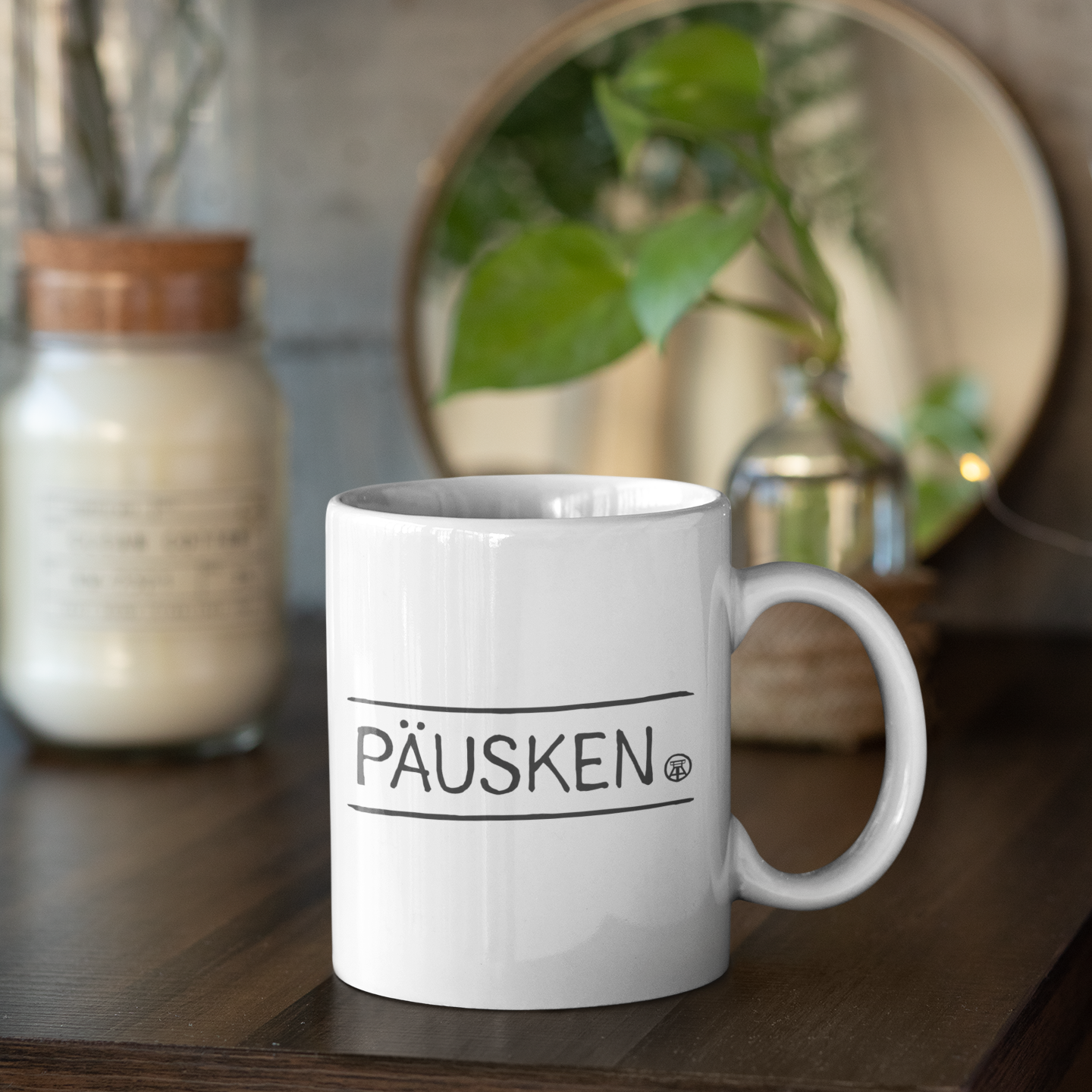 Weiße Kaffeetasse mit Ruhrgebiet-Spruch, geeignet für den täglichen Gebrauch.