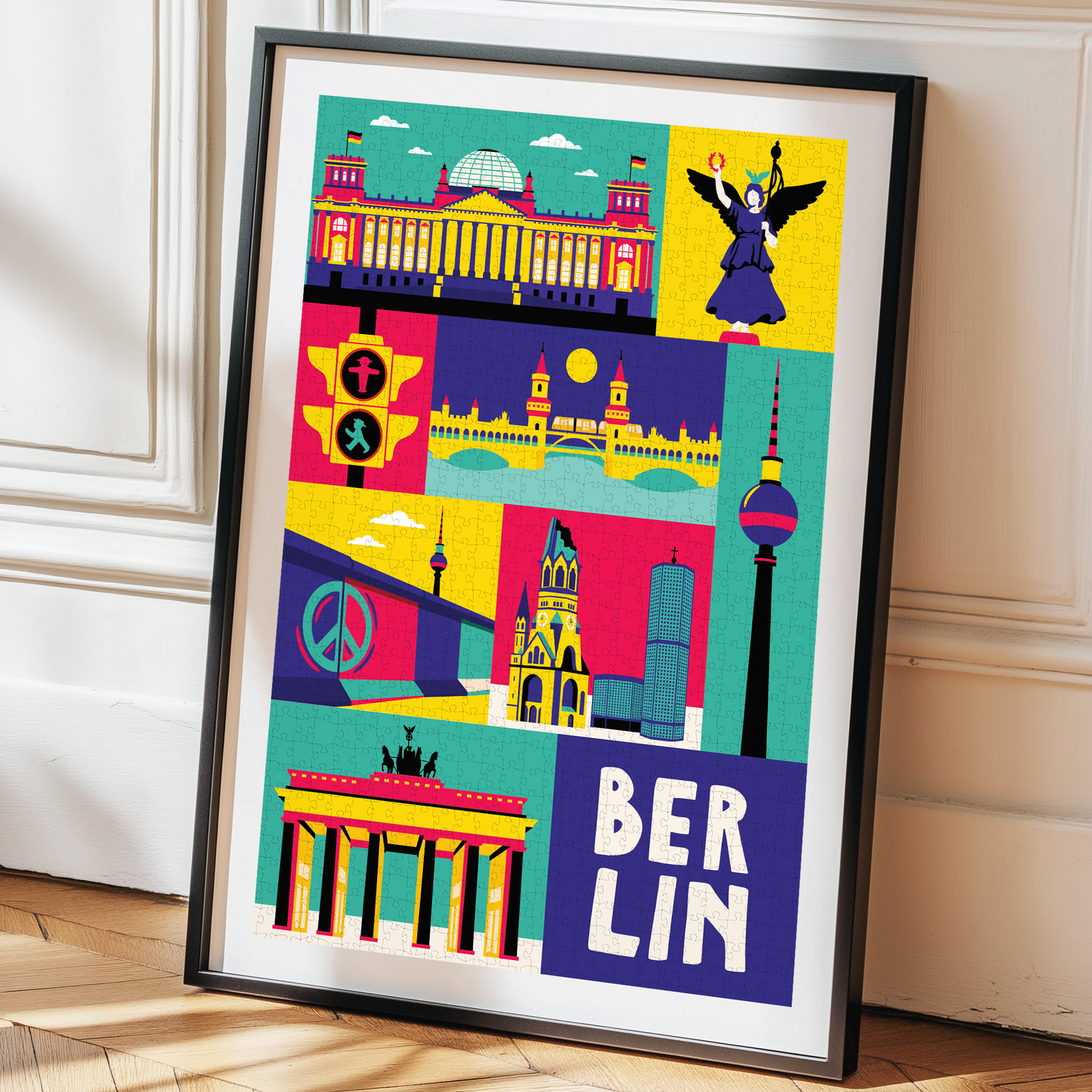 Berlin Puzzle fertig gepuzzelt im schwarzen Rahmen als Wandkunst auf dem Boden
