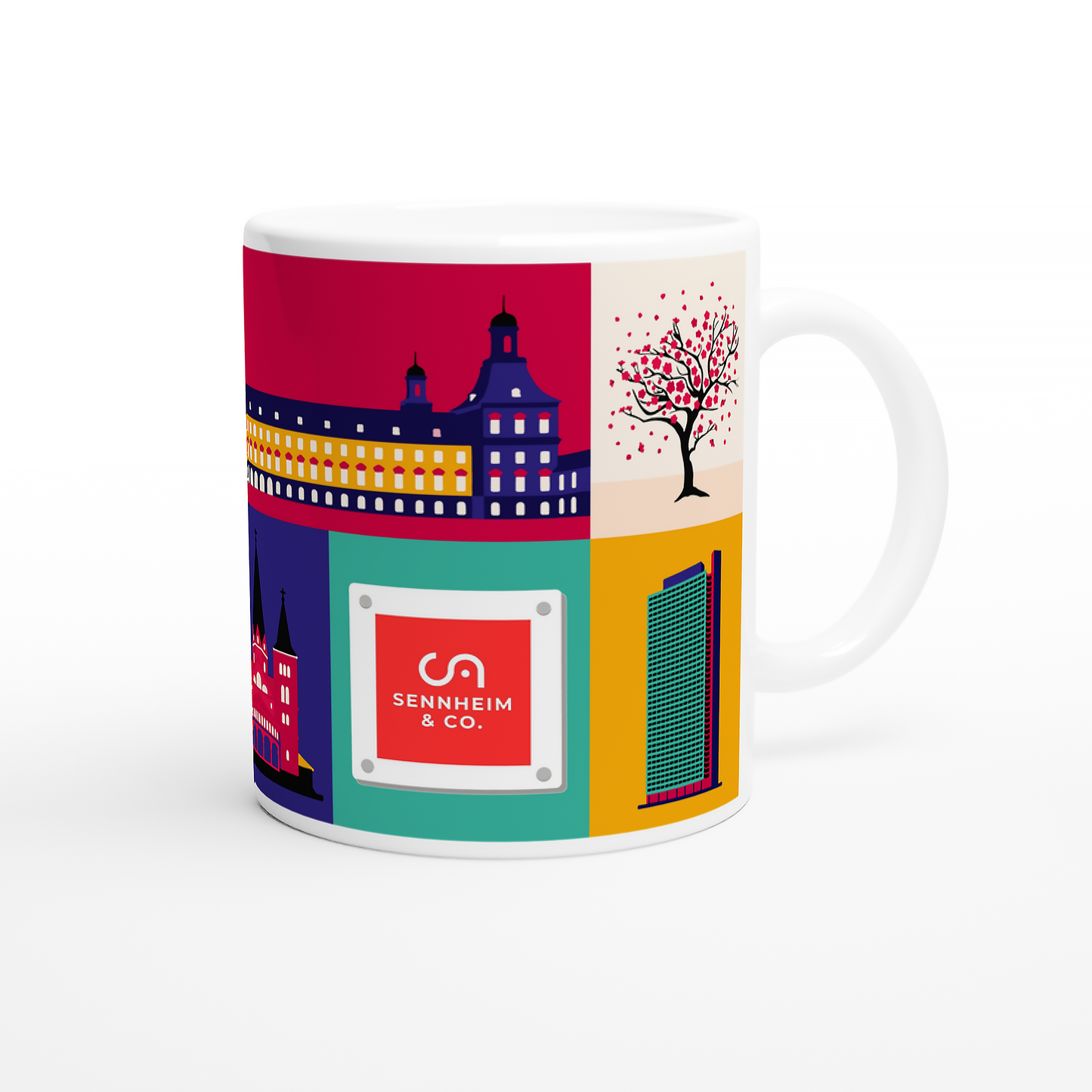 Nahaufnahme der B2B Logo-Plakette auf der Bonn Kiez-Tasse neben Kirschblüten und Langem Eugen, ideal für Corporate Branding und Team-Onboarding.