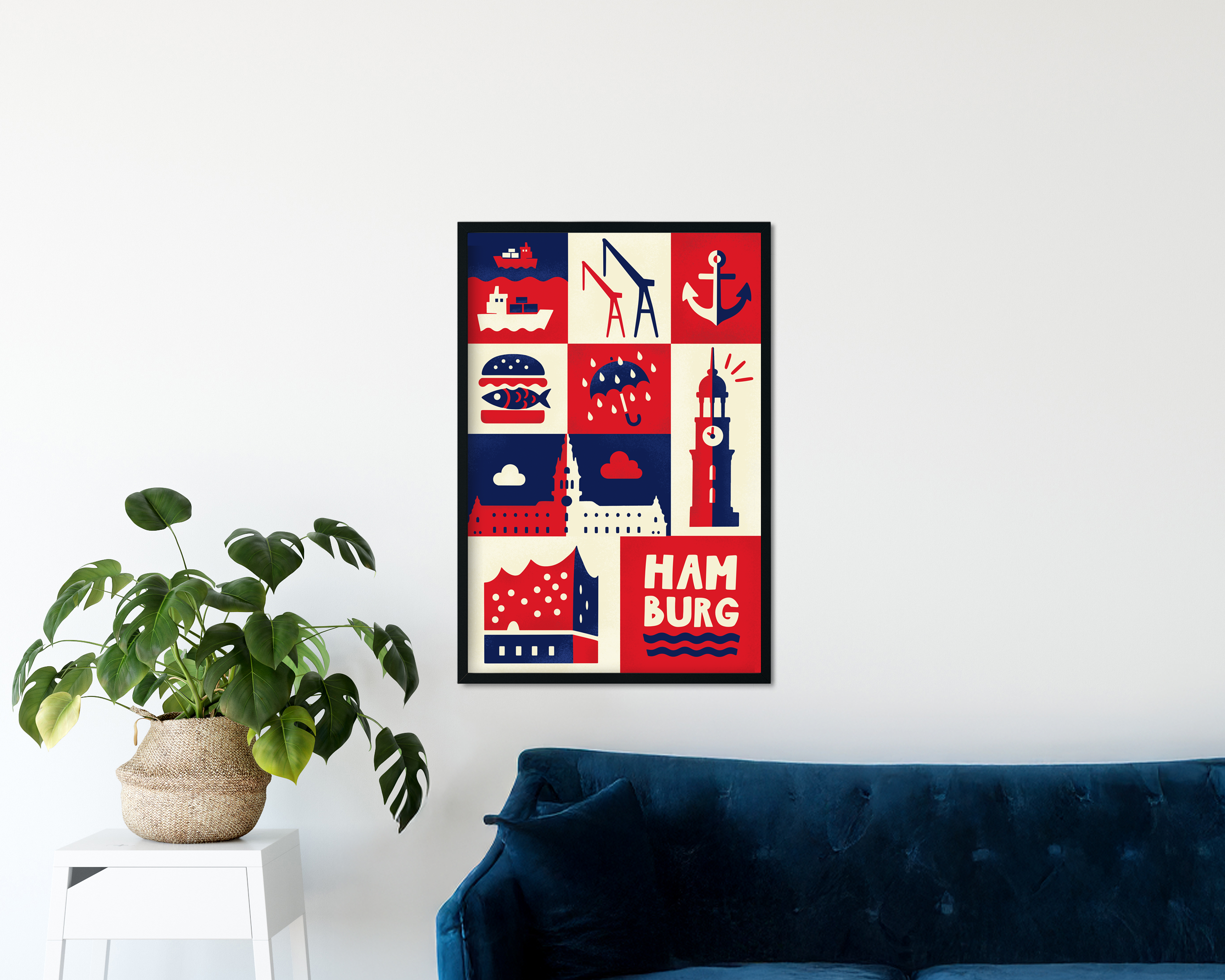 Grafisches Poster mit Hamburg-Motiven in Rot, Blau und Weiß eingerahmt und neben einer grünen Zimmerpflanze platziert. Das Poster zeigt stilisierte Symbole wie Schiffe, Fischbrötchen, den Michel, die Elbphilharmonie und das Wort "HAMBURG".