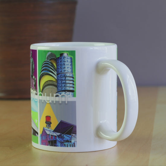 Spülmaschinengeeignete Bochum-Tasse mit moderner Stadtkunst von Bernd Röttgers.